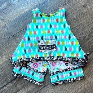 Jelly the pug 18 months adorable pants and top set.